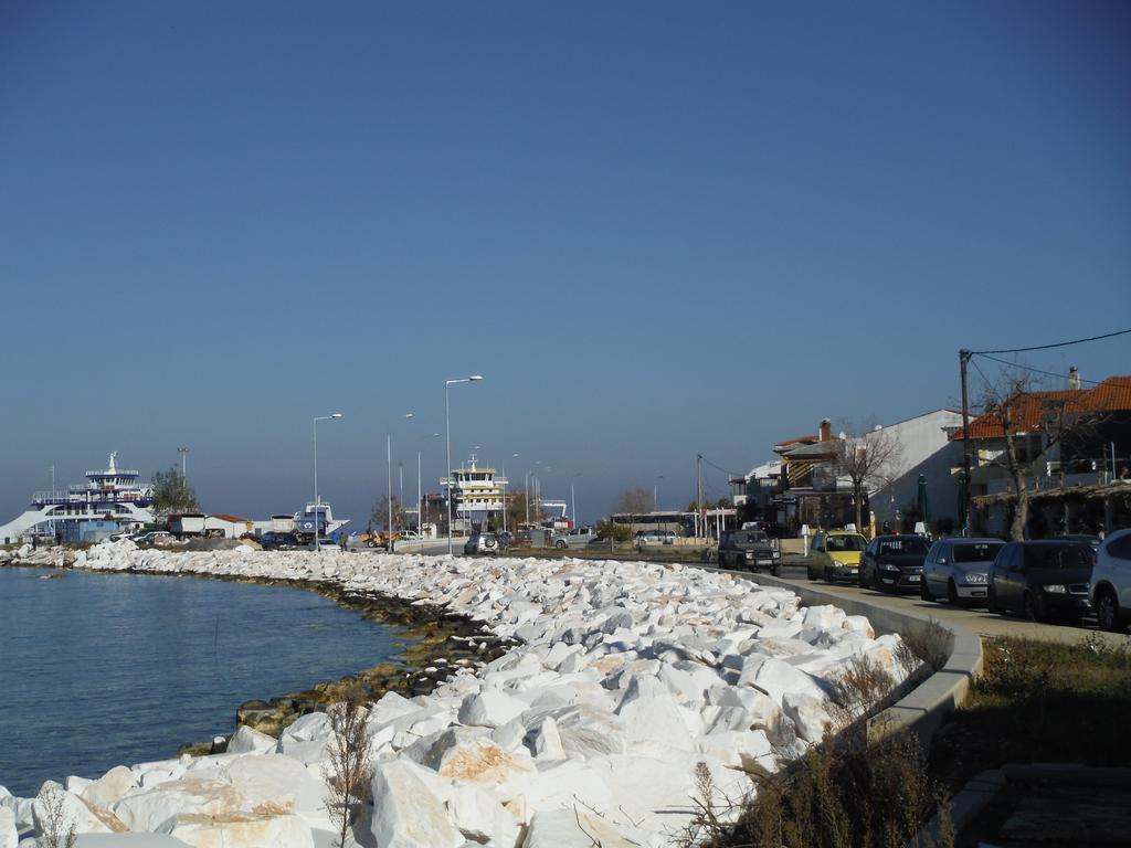 Port Rooms Limenas  Bagian luar foto